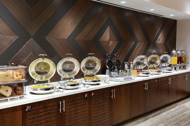 DoubleTree by Hilton Jamestown - photo 130