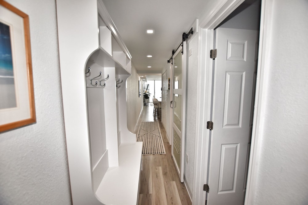 0607 Waters Edge Resort 1 Bedroom Condo by Redawning - photo 31
