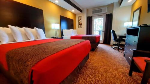 Stonebrook Lodge Bryson City - photo 2