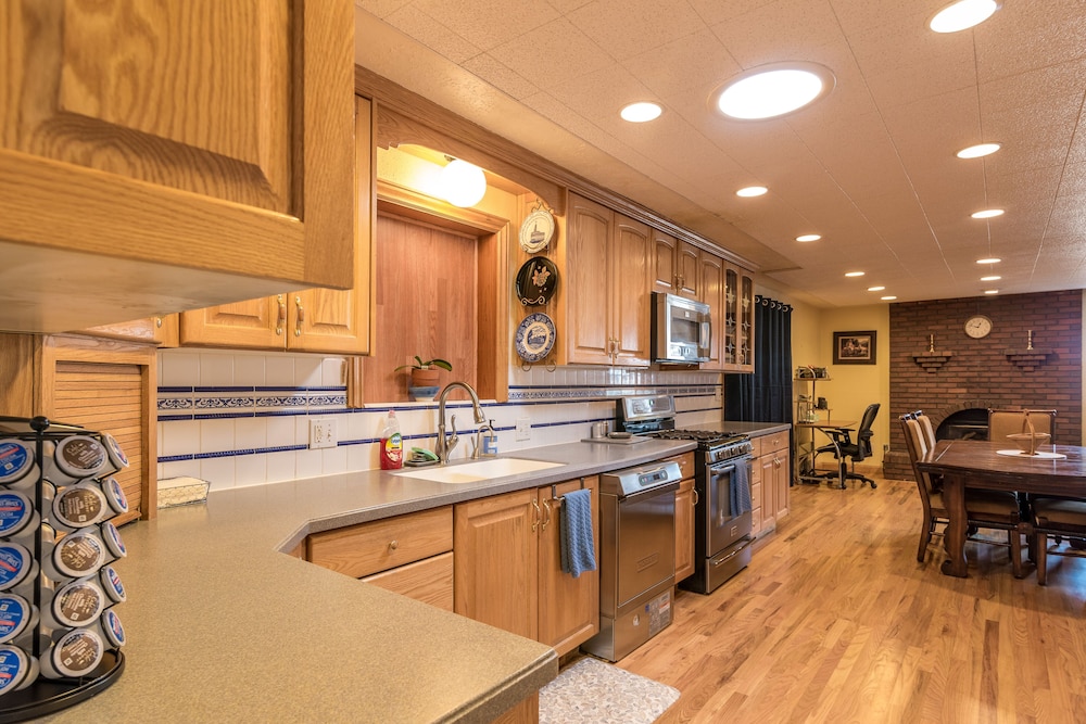 Family Crash Pad near SLC - photo 32