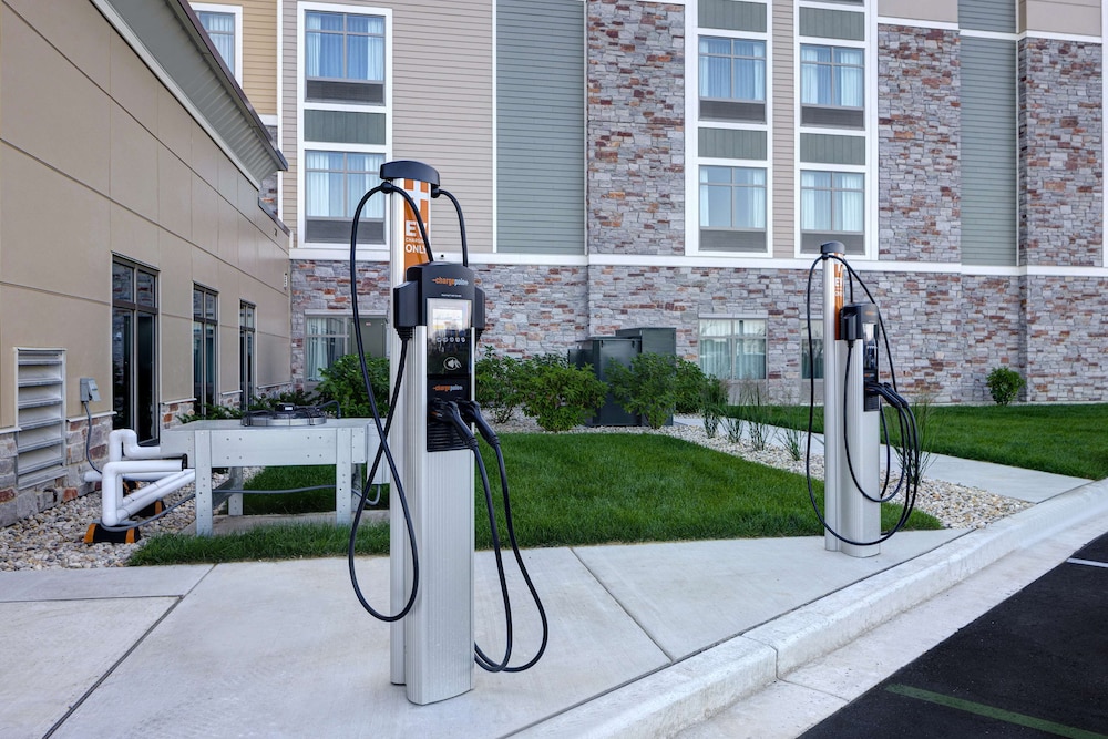 Homewood Suites by Hilton Oak Creek Milwaukee - photo 52