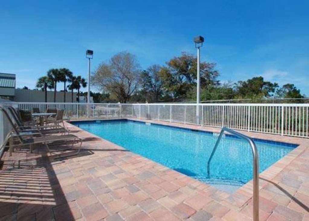 Comfort Suites Palm Bay Melbourne - photo 18