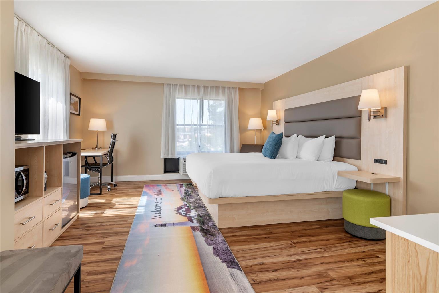 Casco Bay Hotel Portland Airport Maine Mall an Ascend Collection Hotel - photo 8