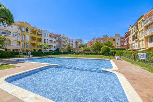 Gran Reserva Mimoses 1 D Immo Barneda — 4-Star Luxury Hotel in Empuriabrava, Spain