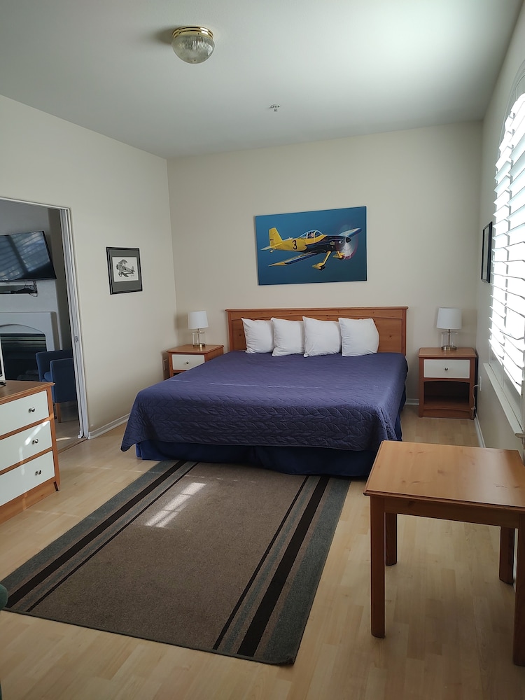 Pacific Plaza Hotel - photo 5