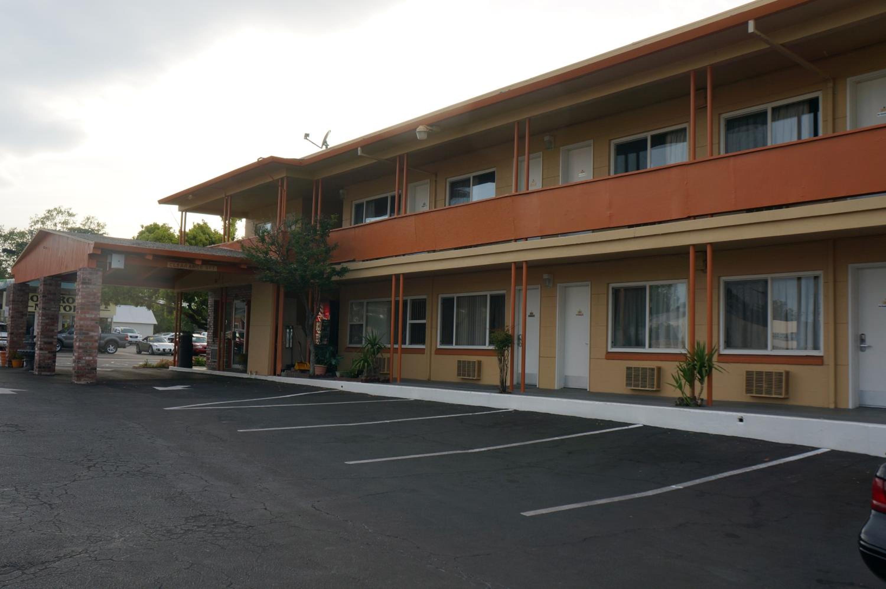 Classic Inn Red Bluff - photo 31