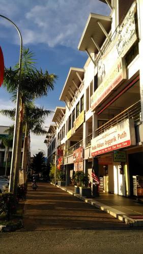 Myera Hotel — Banting — photo 2