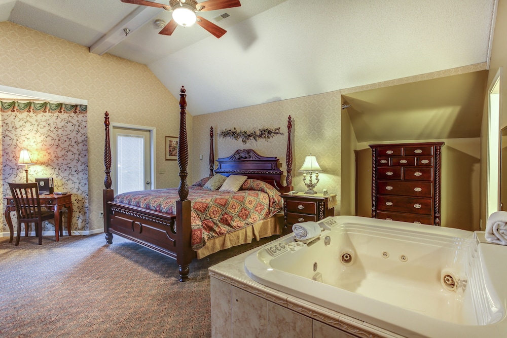 Afton House Inn - featured photo