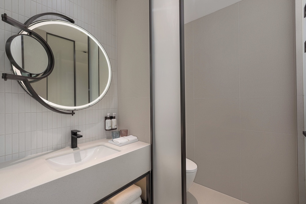Even Hotel Shanghai Hongqiao Cbd By Ihg — 4-Star Luxury Hotel in Shanghai, People's Republic of China