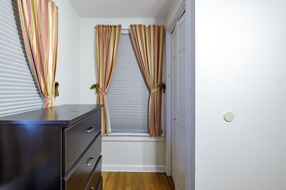 53 Geary Ave — Bristol