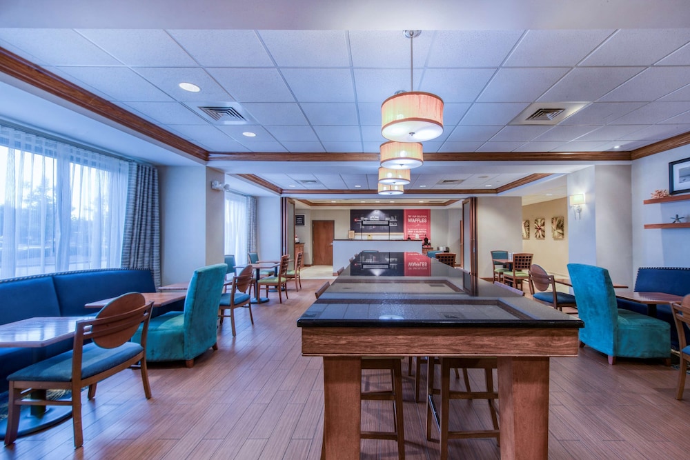 Hampton Inn Wilmington University Area Smith Creek Station - photo 53