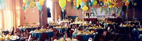 SeaPort Marina Hotel - photo 12