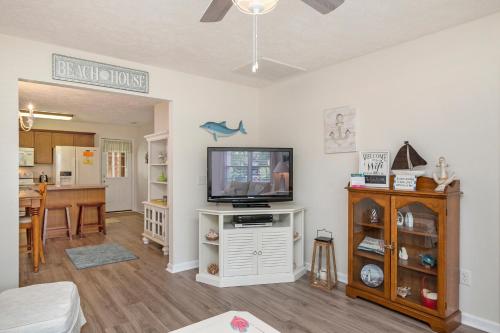 A Lucky Break by Oak Island Accommodations - photo 35
