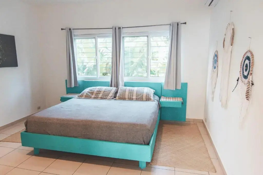 Looking Good Beachfront Hotel — 4-Star Luxury Hotel in La Libertad, El Salvador