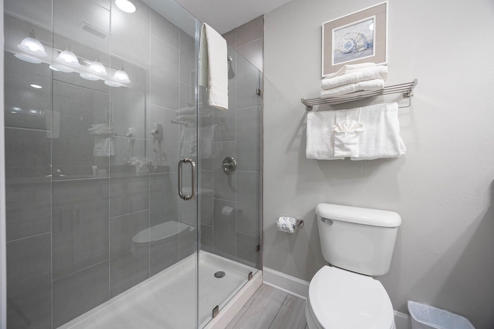Phoenix Gulf Towers 507 3 Bedroom Condo - photo 18