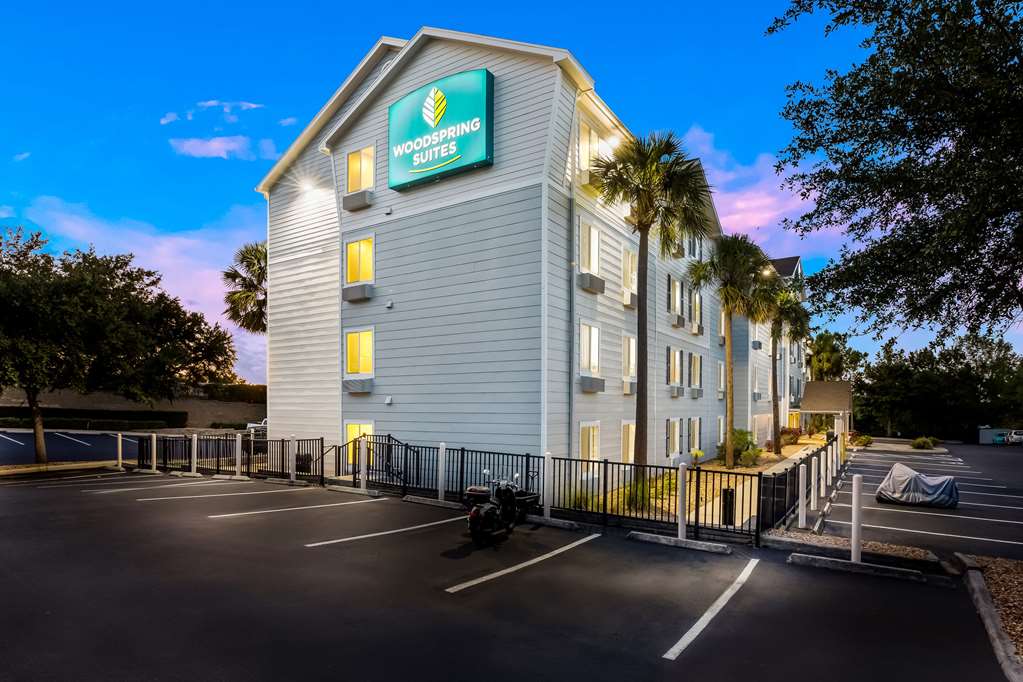 WoodSpring Suites Orlando West Clermont - photo 4