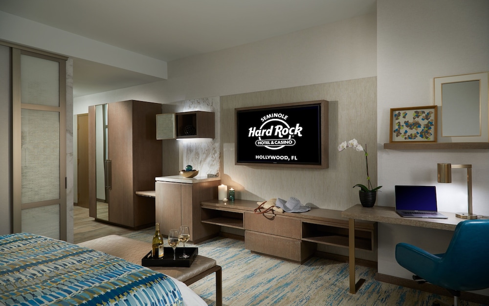 The Guitar Hotel at Seminole Hard Rock - photo 4