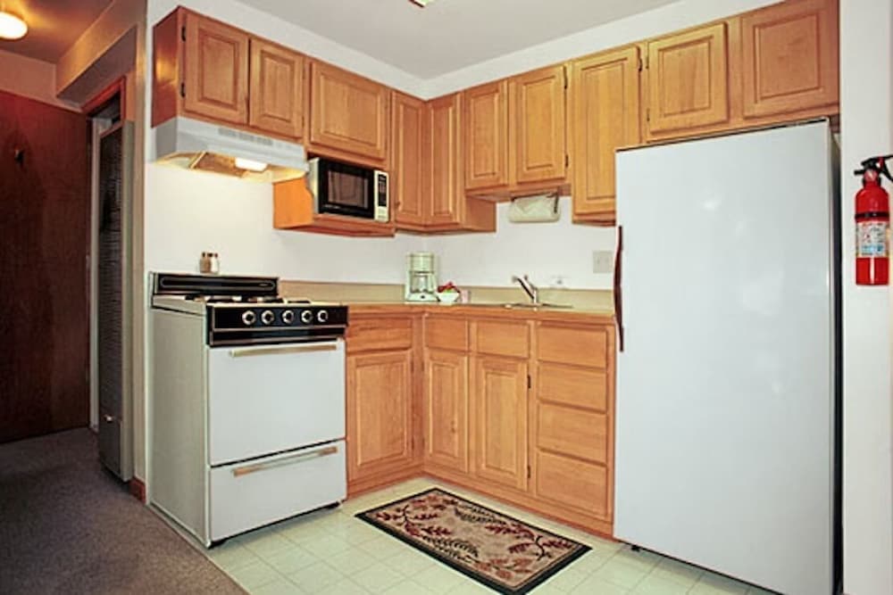 Wildwood Inn - photo 22