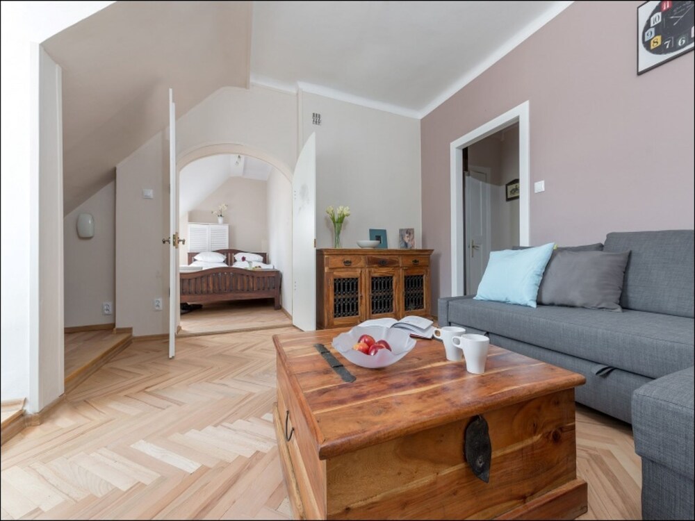 Old Town Penthouse P&O Serviced Apartments — 4-Star Luxury Hotel in Warsaw, Poland