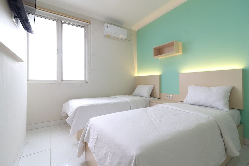 Mroom Ds 2 - carbon neutral hotel in Jakarta