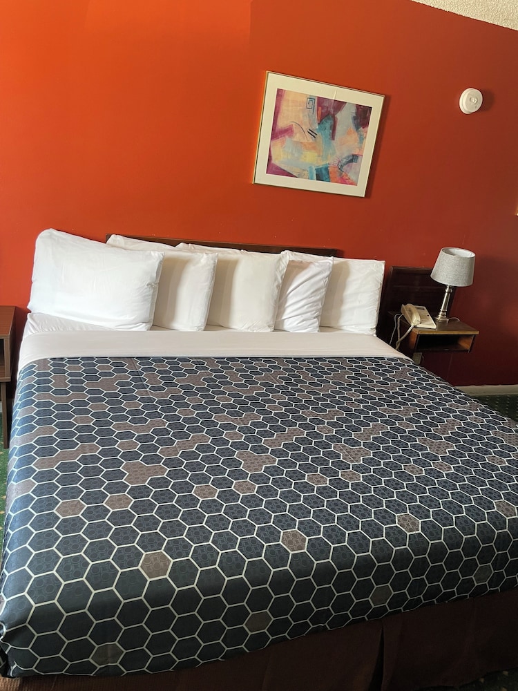 Budget Host Inn Greenup - photo 53
