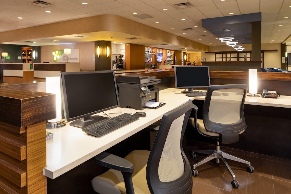 Holiday Inn Hotel & Suites Charleston West by IHG - photo 40