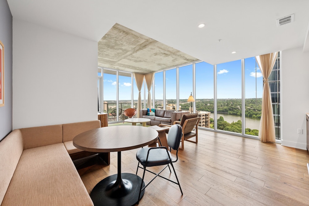 Austin Condo Hotel - photo 248
