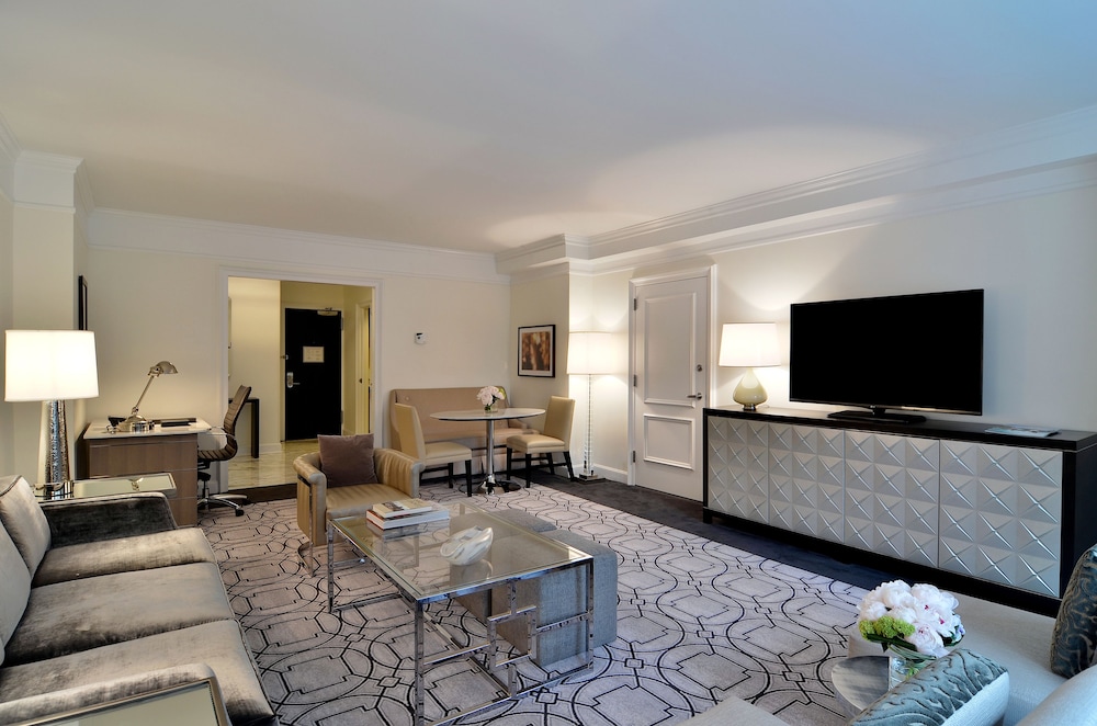 Loews Regency New York Hotel - photo 25