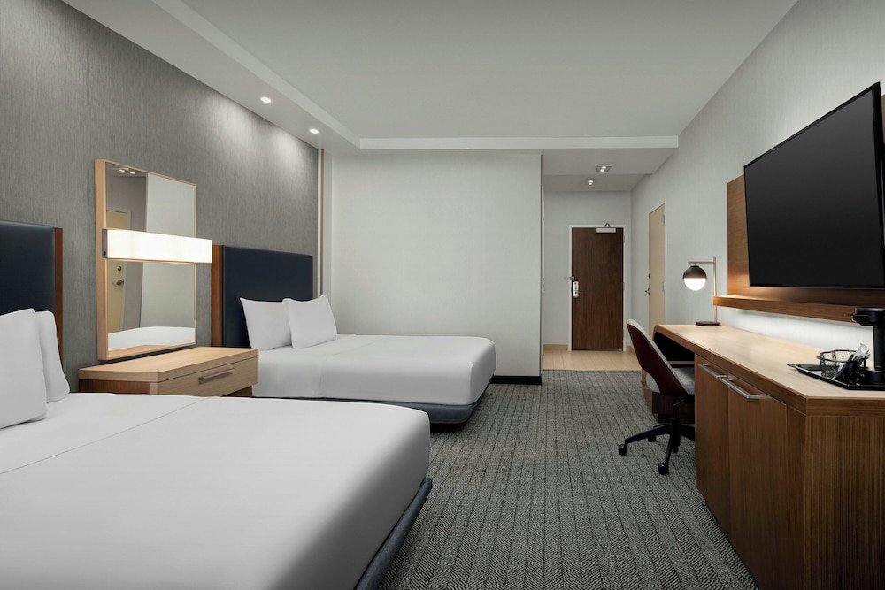 Courtyard by Marriott Atlanta Kennesaw - photo 8
