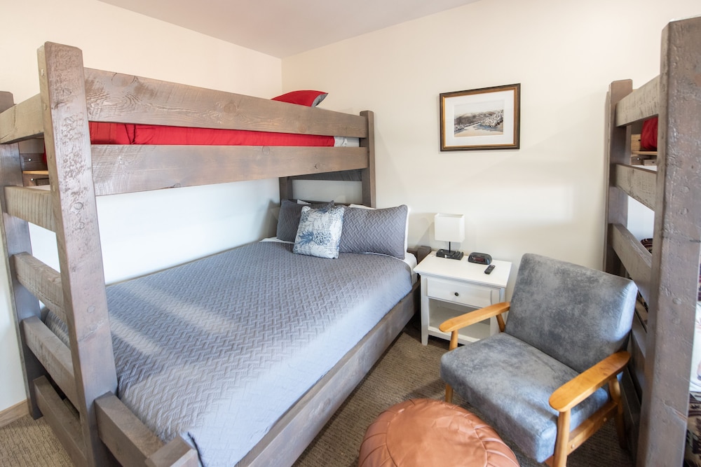 Sugarloaf Inn - photo 32