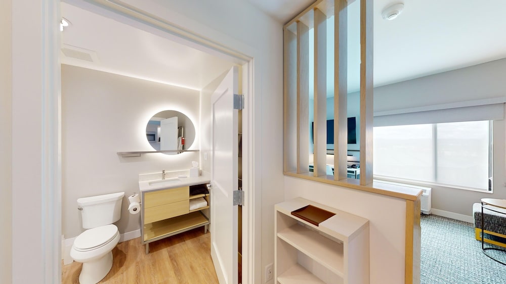 TownePlace Suites by Marriott Coeur d'Alene - photo 11