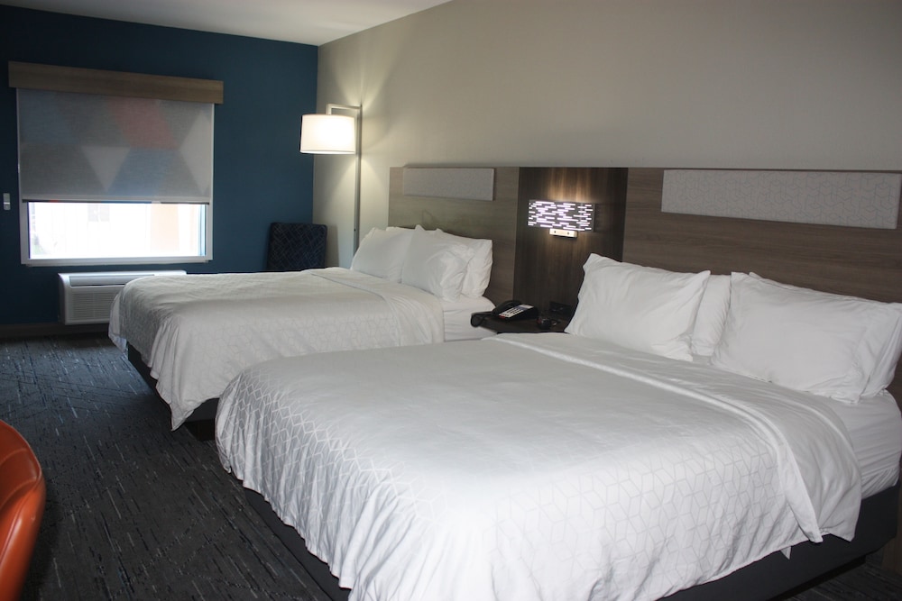 Holiday Inn Express Hotel & Suites Shamrock North by IHG - photo 20