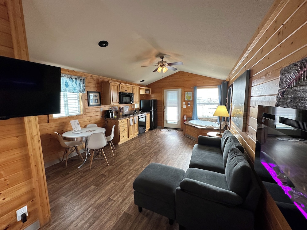 Westport Marina Cottages - photo 13