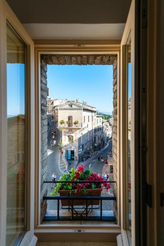 Casa Vacanze Frate Elia — 4-Star Luxury Hotel in Assisi, Italy