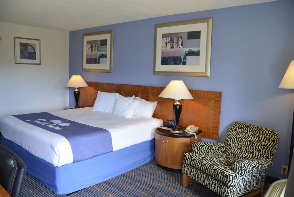 Days Inn by Wyndham Luray Shenandoah - photo 28