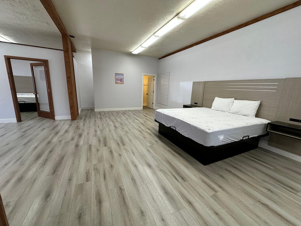 Hotel 191 Moab - photo 33