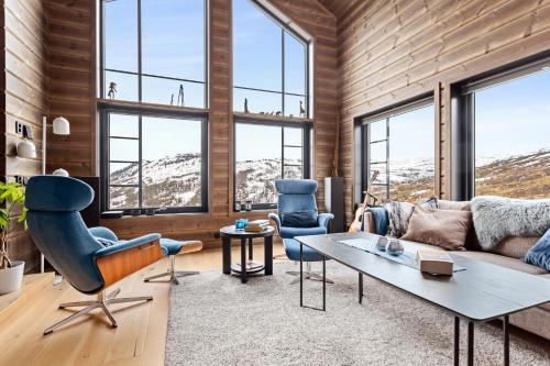 Rindabakkane Lodge — 4-Star Luxury Hotel in Sogndal, Norway