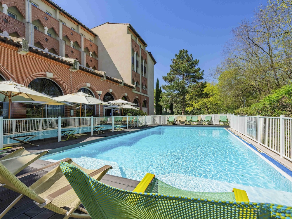 Novotel Toulouse Centre Compans Caffarelli — 4-Star Luxury Hotel in Toulouse, France