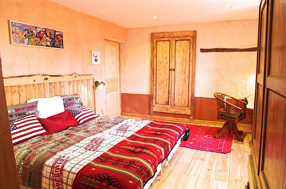 Ecologite les sureaux ️ ️ ️ ️ in Toulouse, France