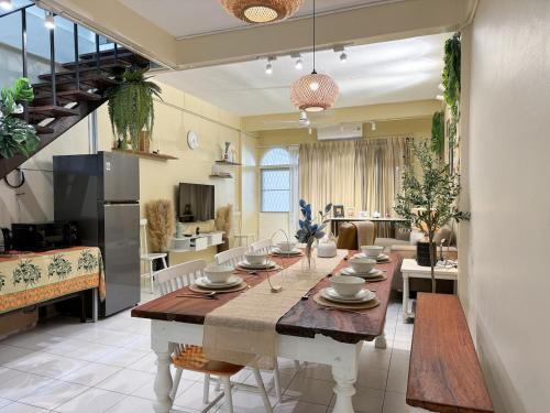 Nordic Townhouse FIT Group 800M MRT Huaykwang