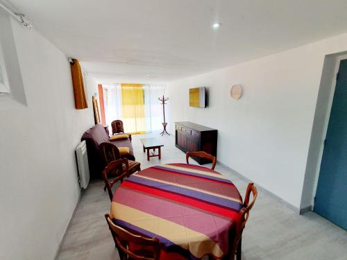 Cocon Mediterraneen a 15 Minutes Des Plages pet-friendly hotel Maraussan