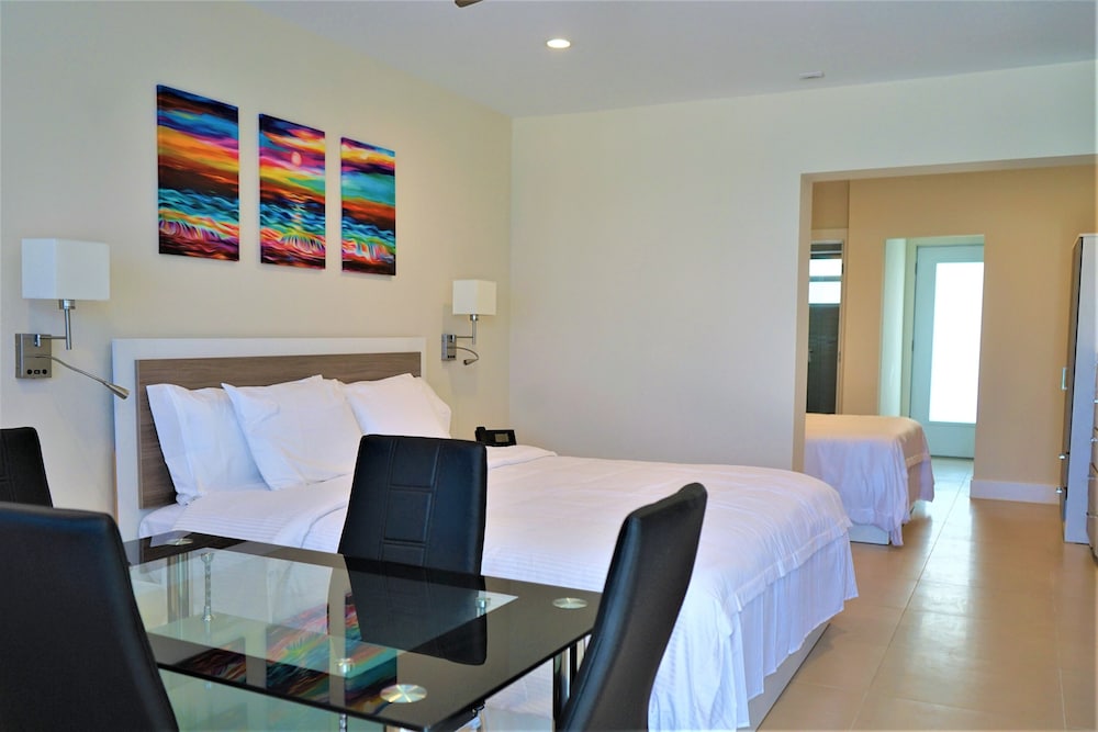 The Diane Oceanfront Suites - photo 18