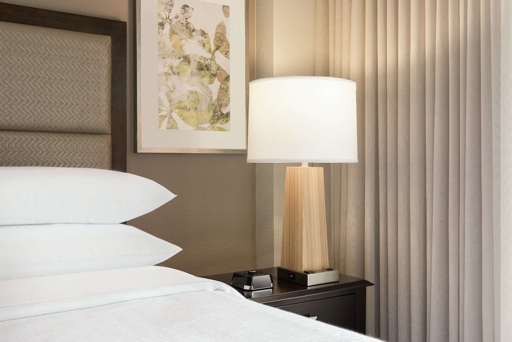 Embassy Suites by Hilton Atlanta Alpharetta - photo 7