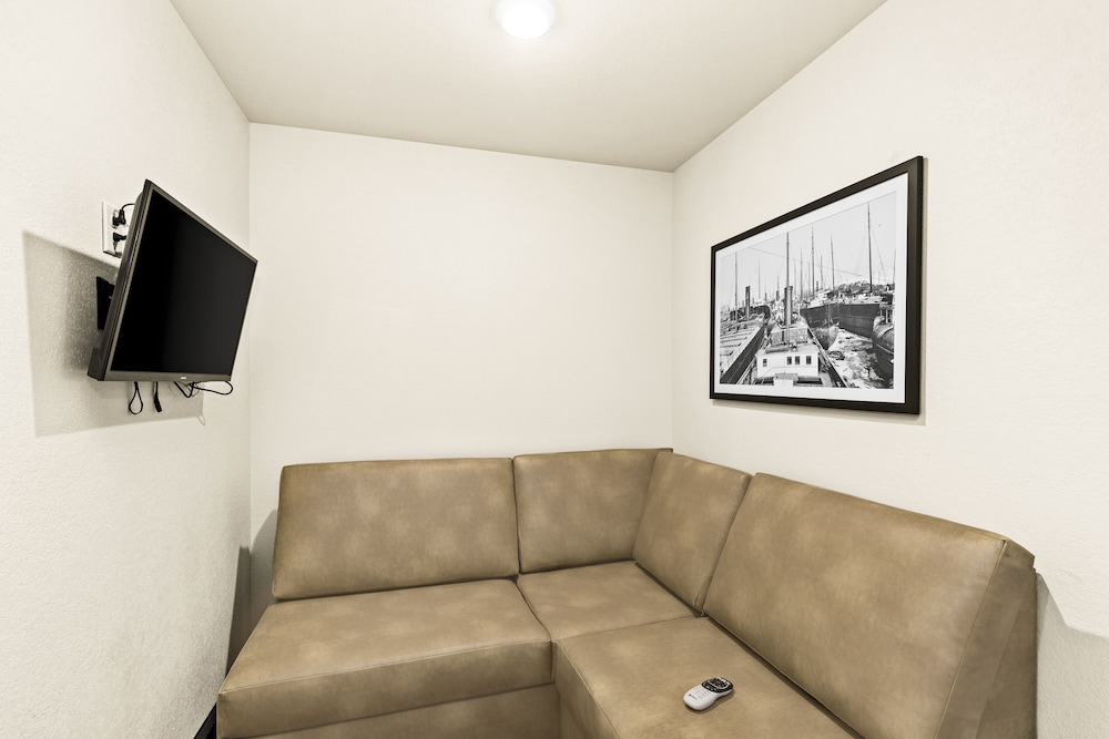 Cobblestone Hotel & Suites International Falls - photo 21