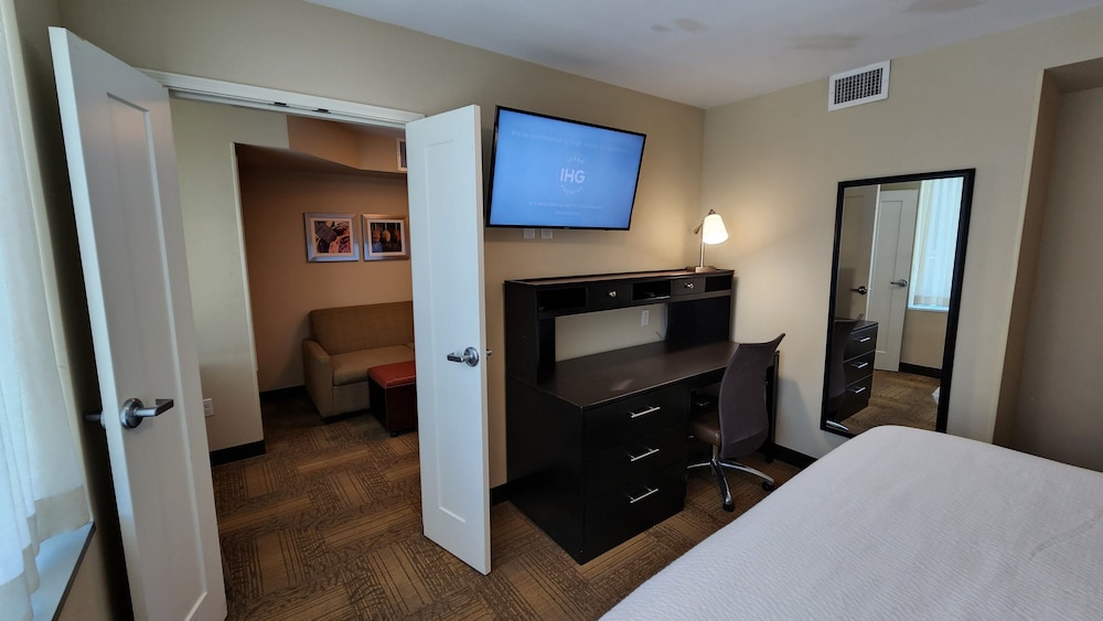Staybridge Suites Denver Downtown by IHG - photo 32