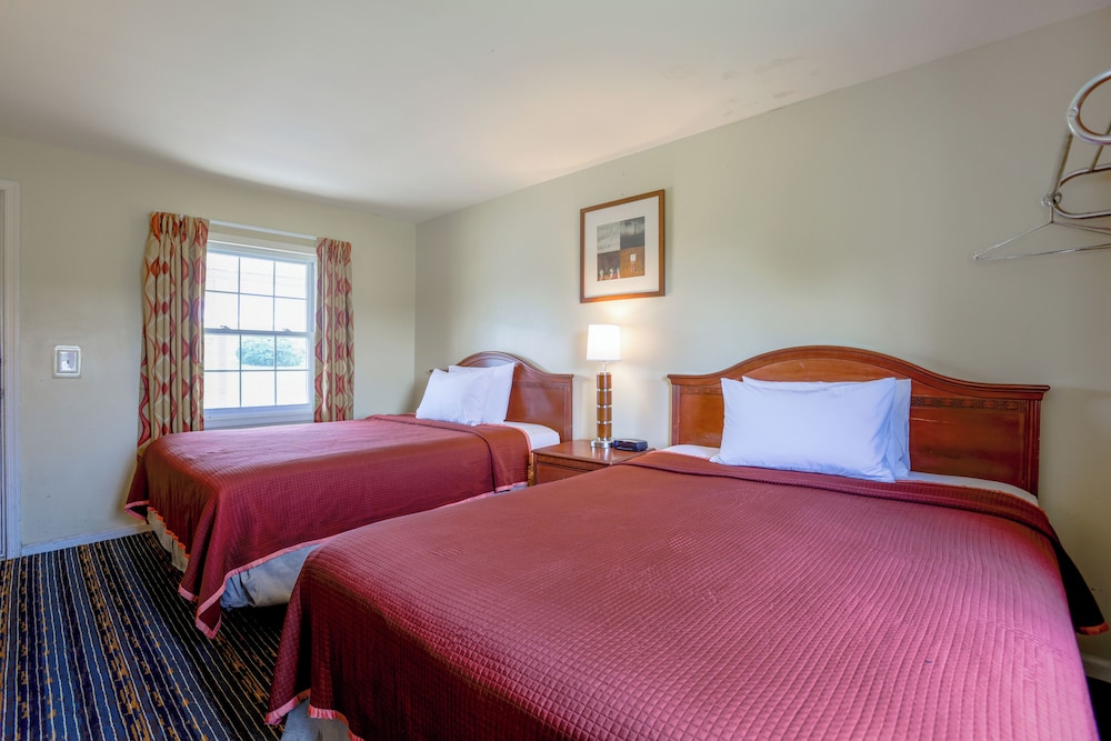 Relax Inn By OYO Natural Bridge I 81 - photo 23