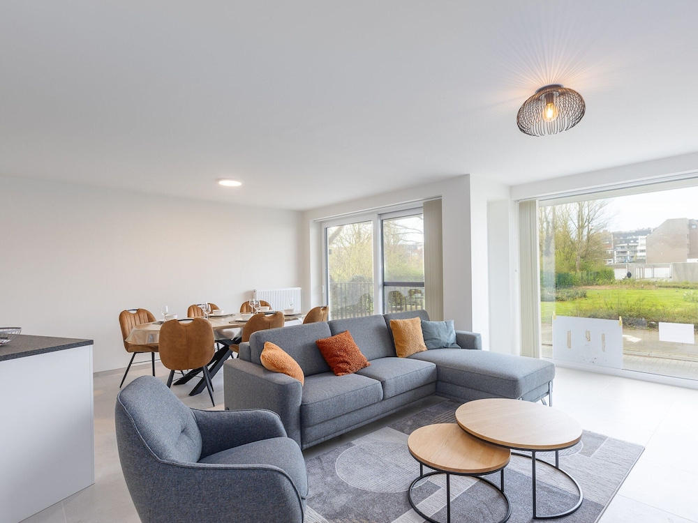 Corner Apartment in the Center With 3 Bedrooms — 4-Star Luxury Hotel in Middelkerke, Belgium