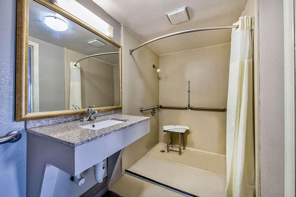 Motel6 Birmingham AL Medical Center - photo 19