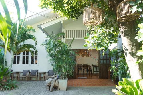 Baan Ragang : Cozy Entire House in Old Chiang Mai — 4-Star Luxury Hotel in Chiang Mai, Thailand