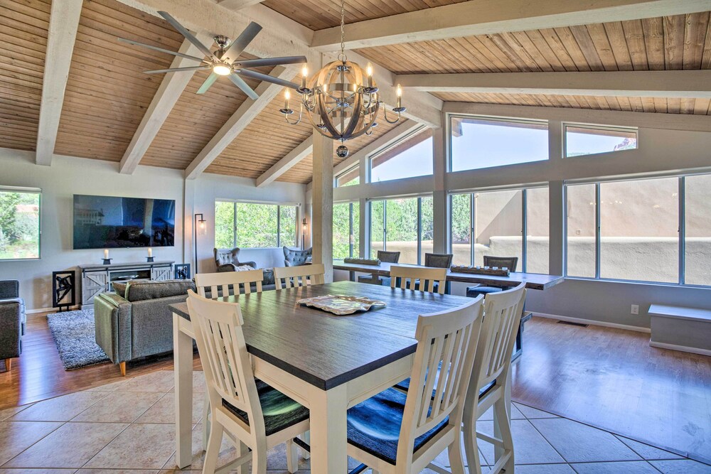 Swim Spa & Private Tavern: Sedona Hideaway - photo 8